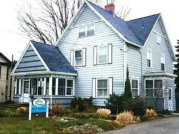 Four Creeks Bed & Breakfast