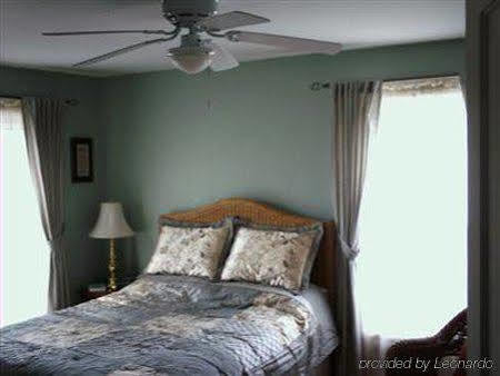 Four Creeks Hotel
